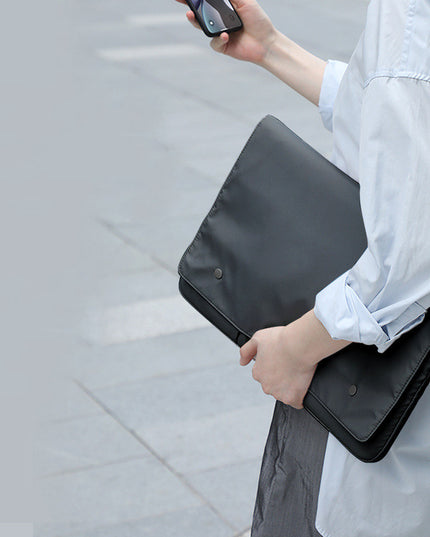 Black and white laptop bag laptop protective cover